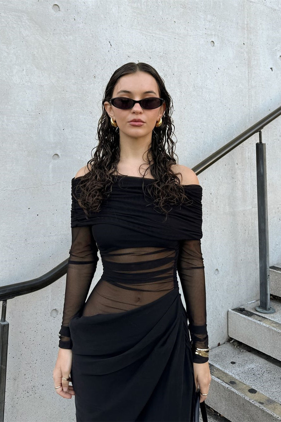 Draperet Aftenkjole med Off-Shoulder