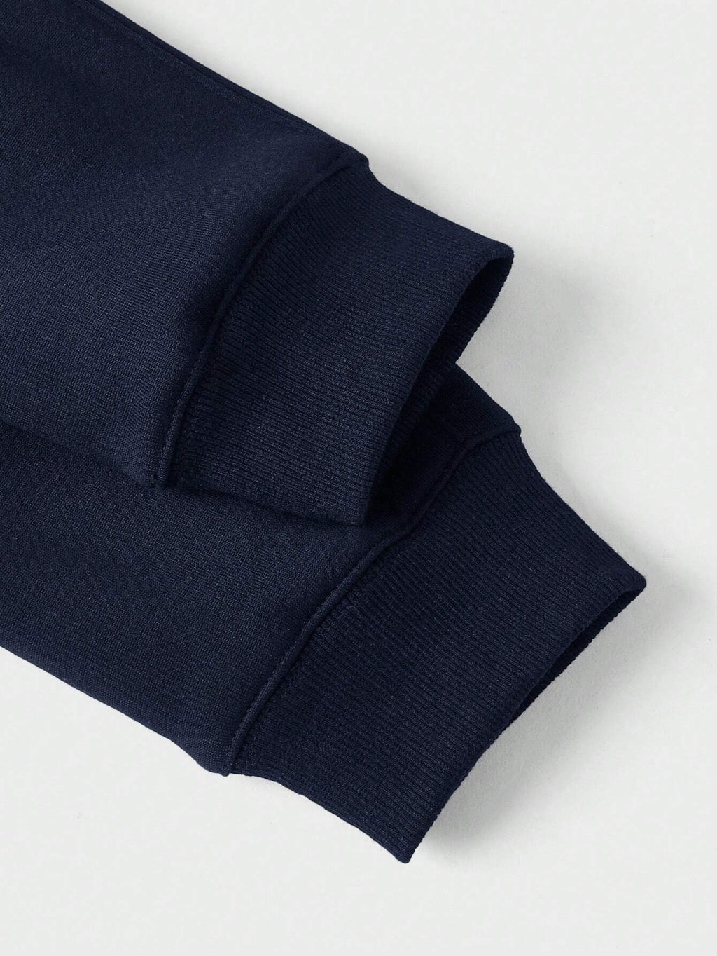 Antonio | Stilvoller Freizeitpullover mit halbem Reißverschluss - Elle Zürich