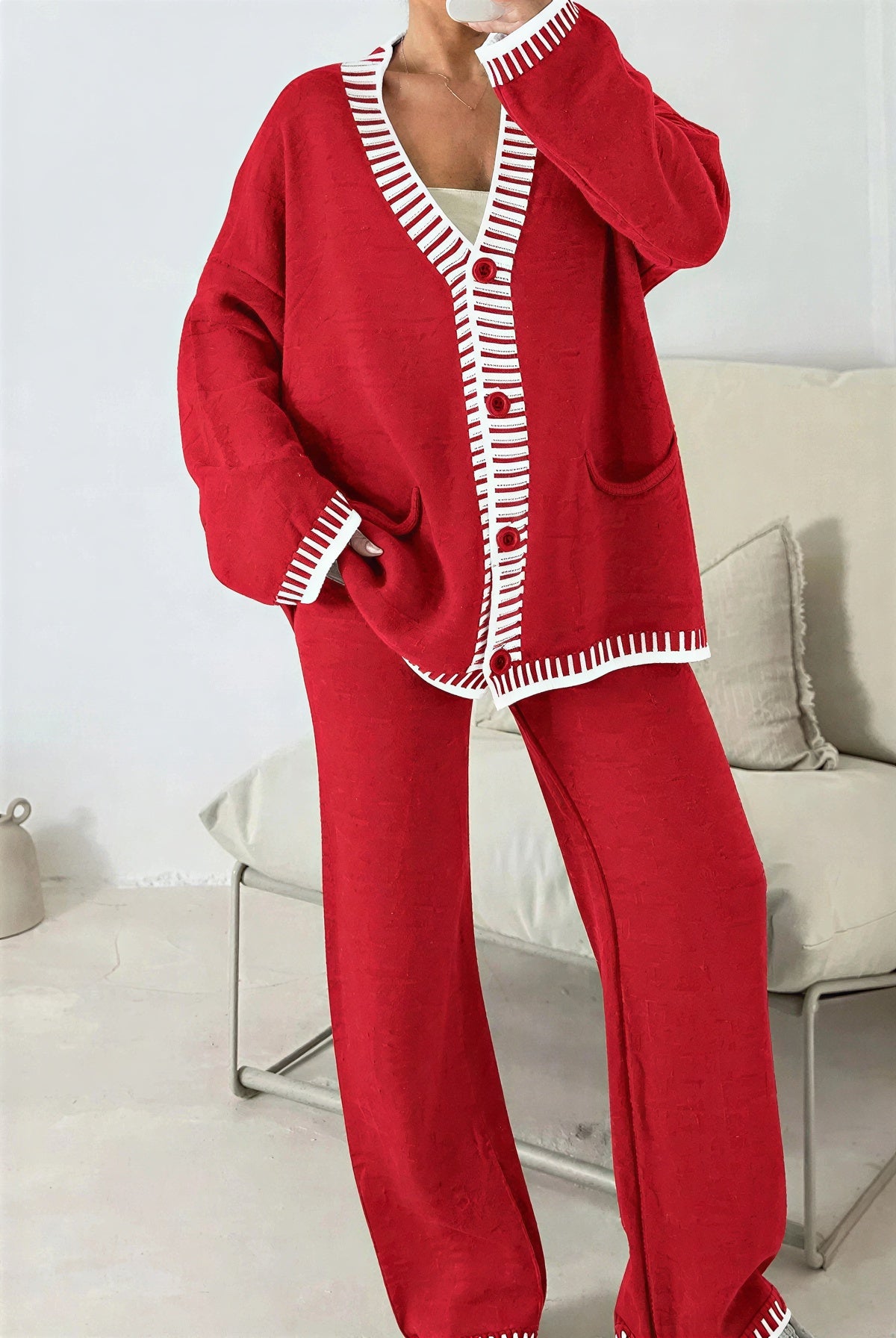 Afslappet Strik Sæt | Kontrastdetaljer | Hverdag & Rejse