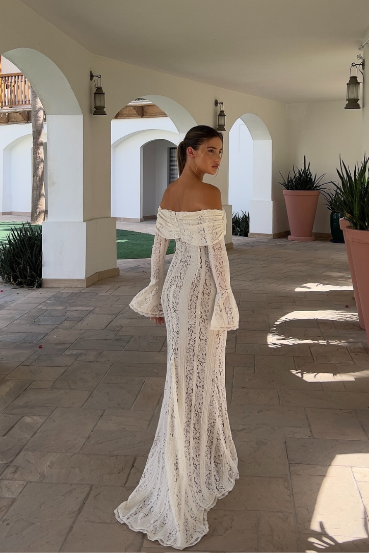 Kvinde Blondekjole – Off-Shoulder, Lange Ærmer, Elegant Design-83555-290e2eab-f932-487a-9bda-78c5ec9c2be7