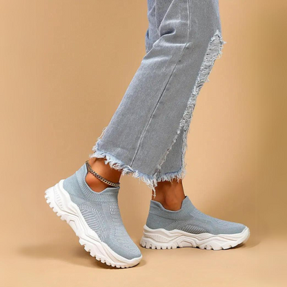 Slip-on Sneakers: Åndbar Komfort, Chunky Sål