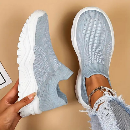 Slip-on Sneakers: Åndbar Komfort, Chunky Sål