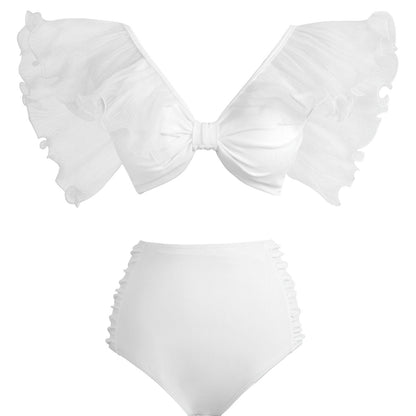 Moderne bikini med flæsedetaljer