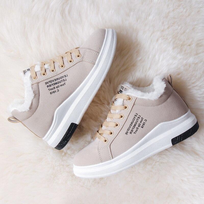 Sneakers med Faux Fur og Tyk Sål