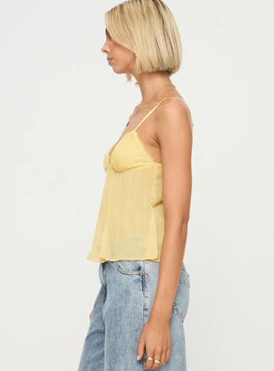 Kvinders Gul Cami Top – Blondekant, Plisseret Stof, Delikat Design-83482-493a017f-316c-456d-9f65-407fbdde1834