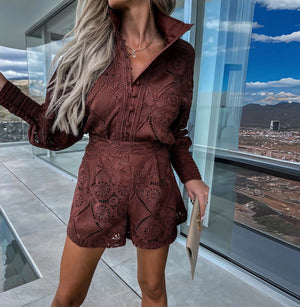 Dame Blonde Blusekjole – Langærmet med Shortsfor-83324-505c7cbd-eae4-42ea-a15b-391b4c47b623