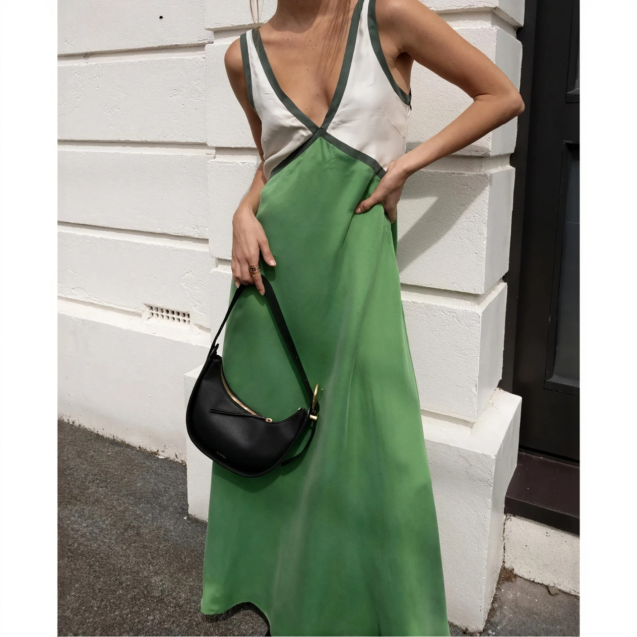 Color Block Midi Kjole med V-udskæring