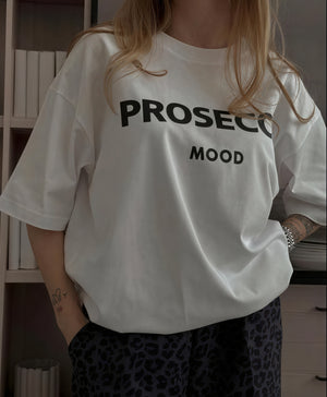 Afslappet T-shirt med Grafisk Tekst