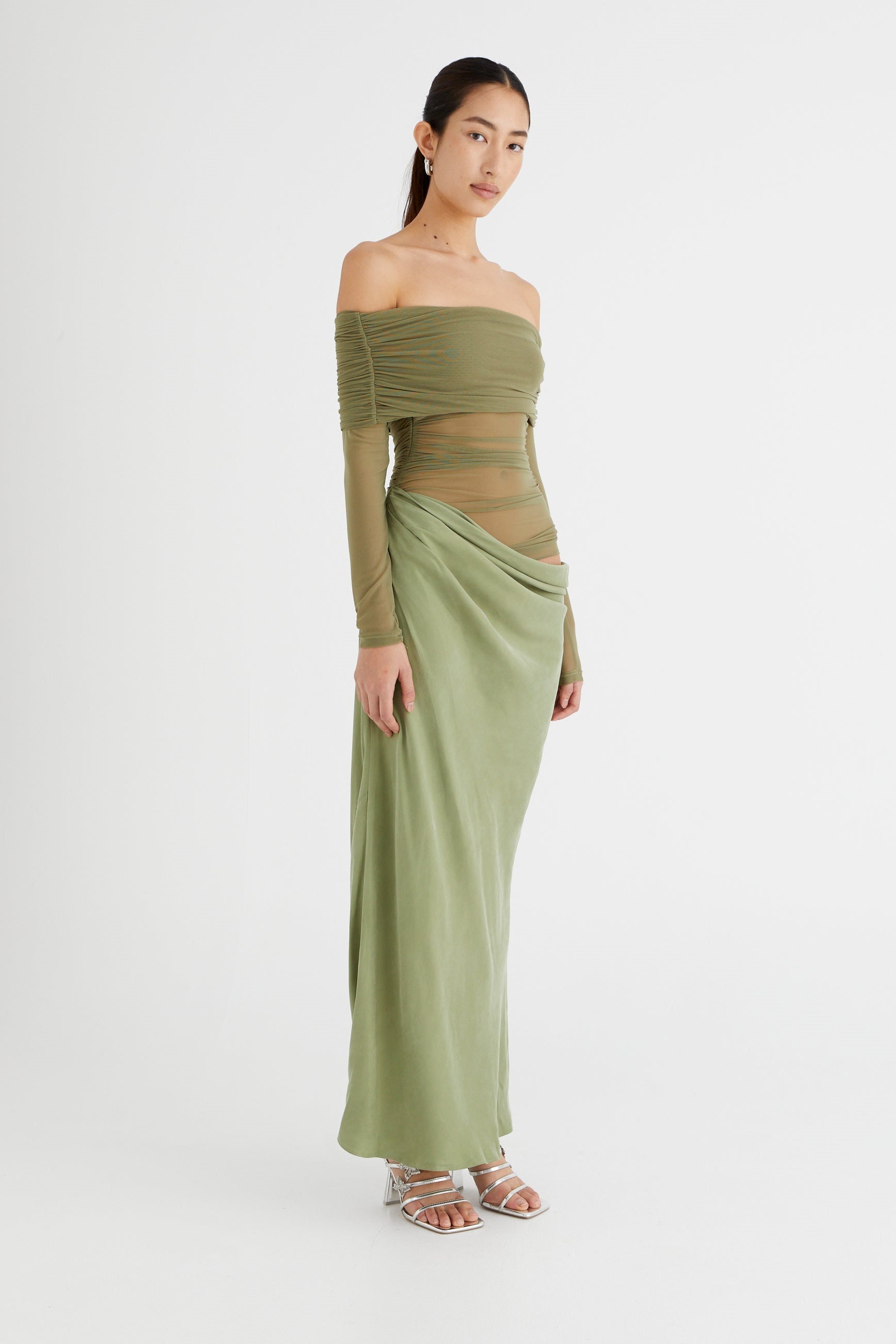 Draperet Aftenkjole med Off-Shoulder