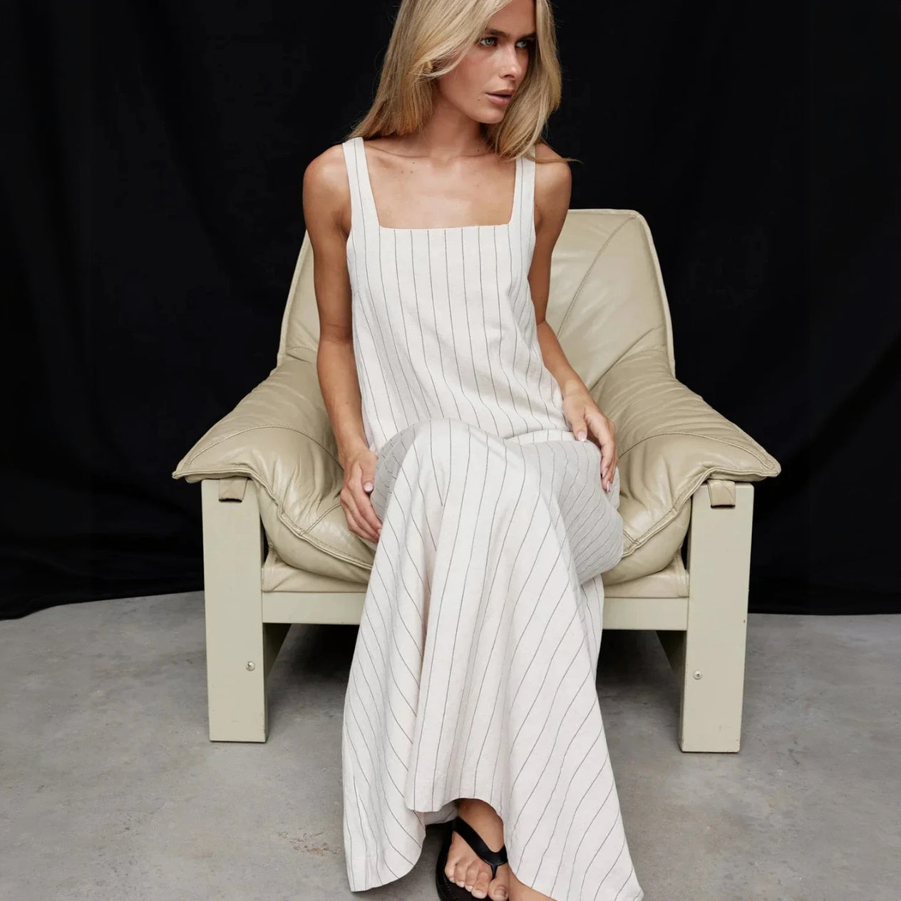 Afslappet Maxi Kjole - Firkantet Hals