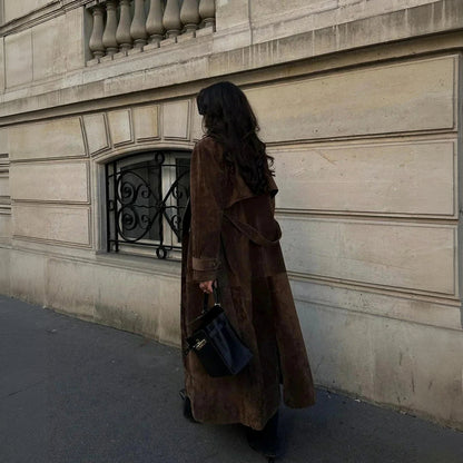Dobbeltknappet Trenchcoat med Bred Krave