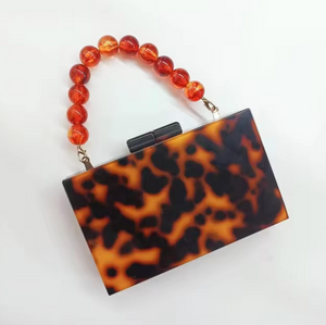 Skulpturel Clutch med Marmor og Perler