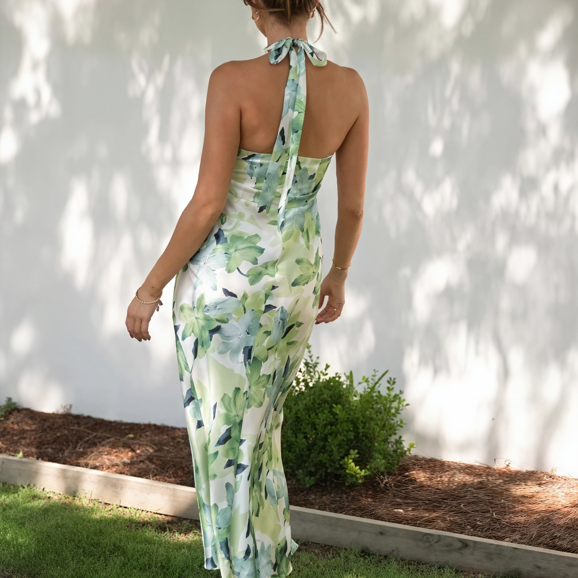 Blomstret Halterneck Maxikjole i Silke
