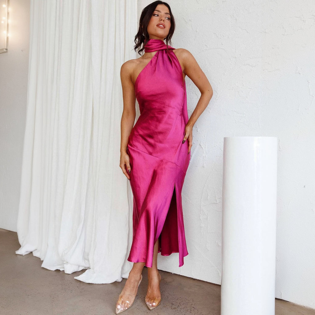 Asymmetrisk Midi-Kjole med Halterneck