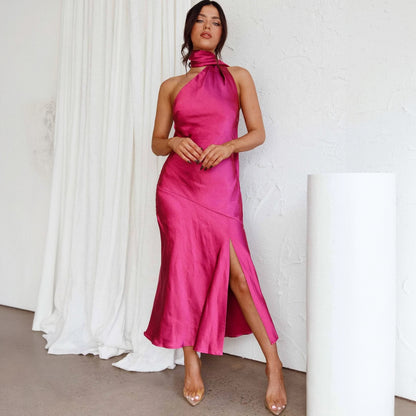 Asymmetrisk Midi-Kjole med Halterneck