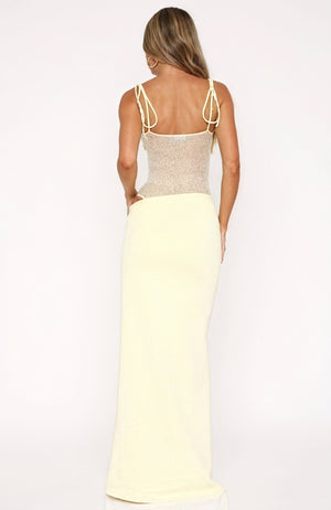 Elegant Aftenkjole med Blonde Detaljer