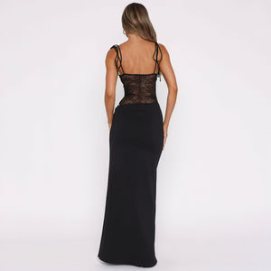 Elegant Aftenkjole med Blonde Detaljer