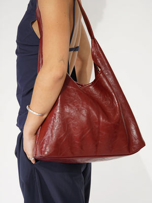 Rummelig Skuldertaske med Minimalistisk Design