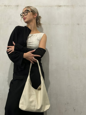 Rummelig Skuldertaske med Minimalistisk Design