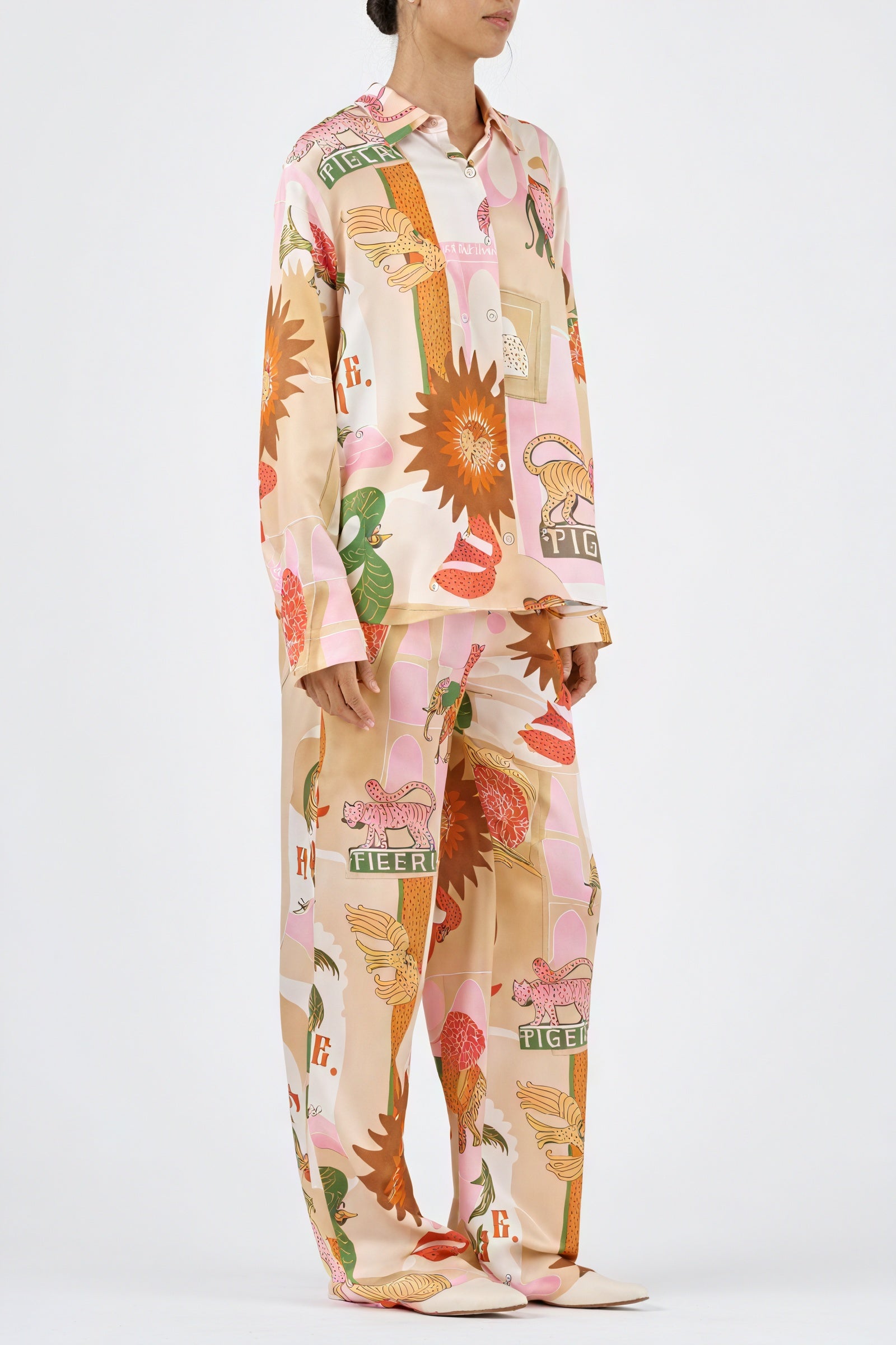 Luksuriøst pyjamas sæt med print