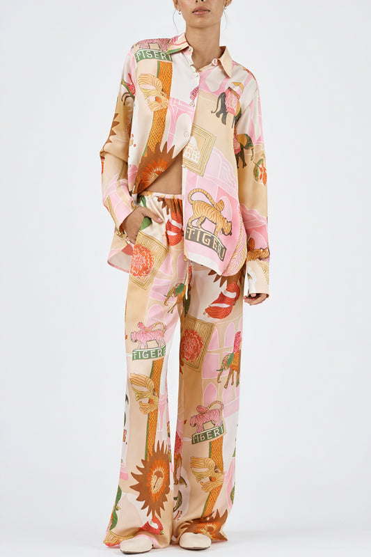 Luksuriøst pyjamas sæt med print