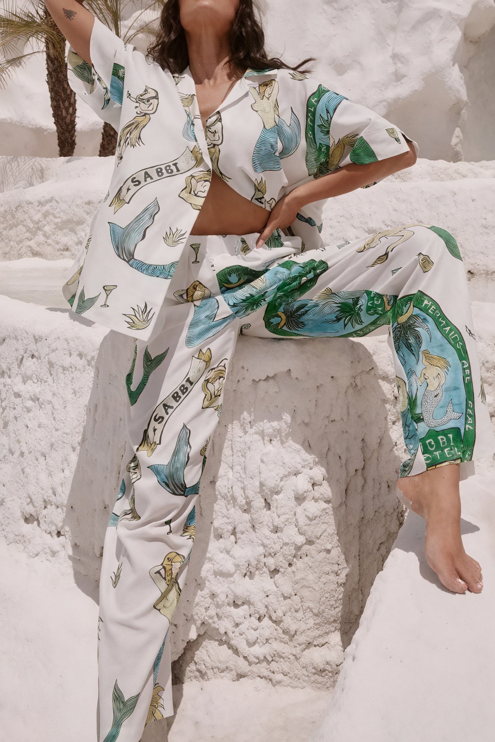 Kvinde Pyjamassæt – Printet Havfrue Design, Knaplukket Skjorte & Bukser-79730-9ea72431-56c0-444c-b27a-57abb7a5e307