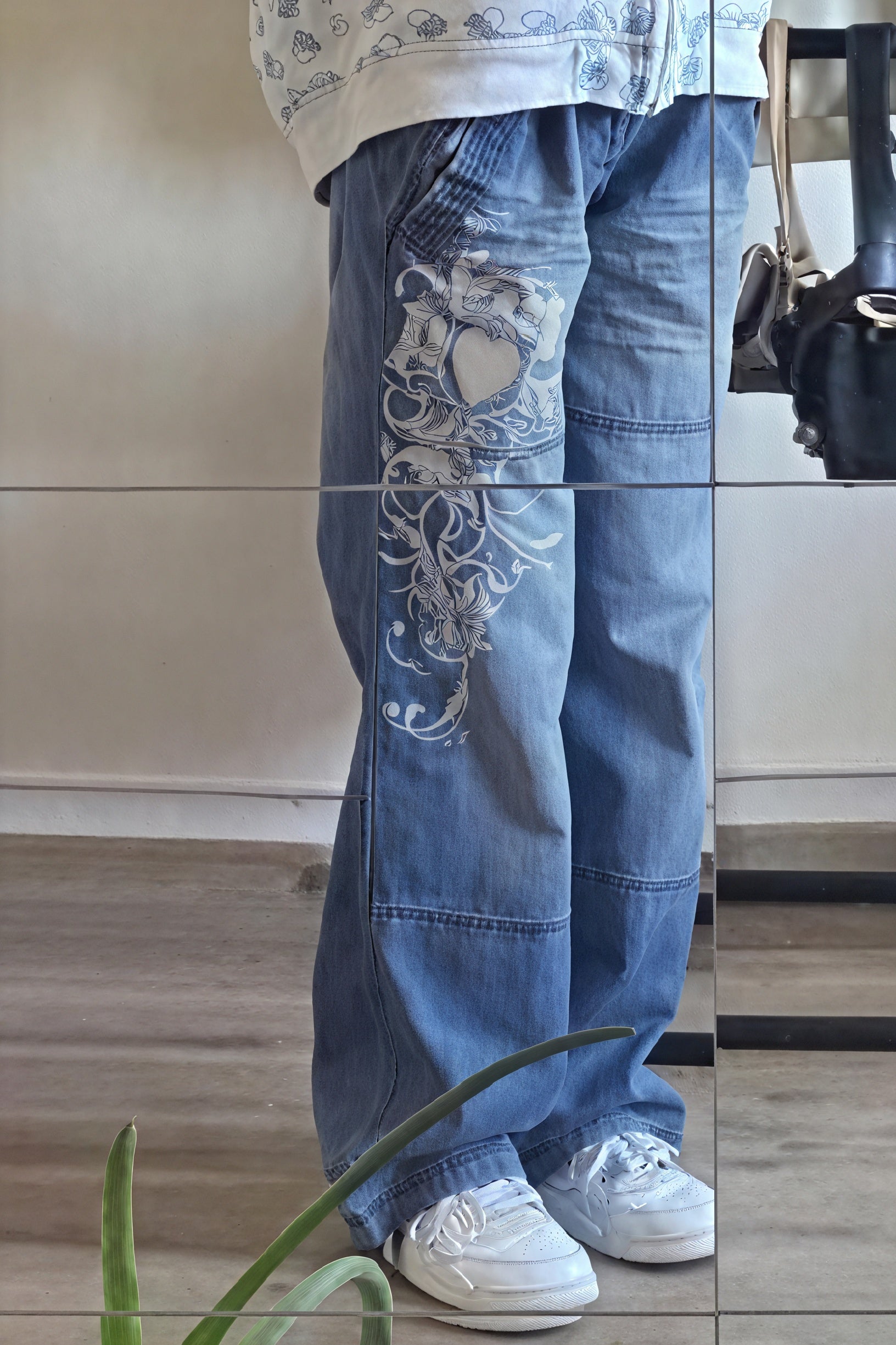 Baggy Jeans med Blomster og Høj Talje
