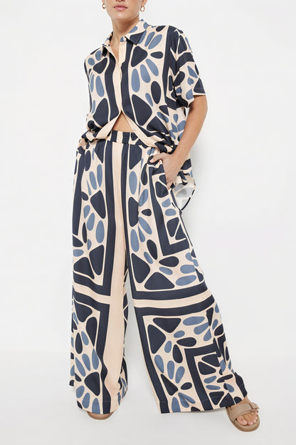 Mønstret Skjorte - Abstrakt Print, Knapper