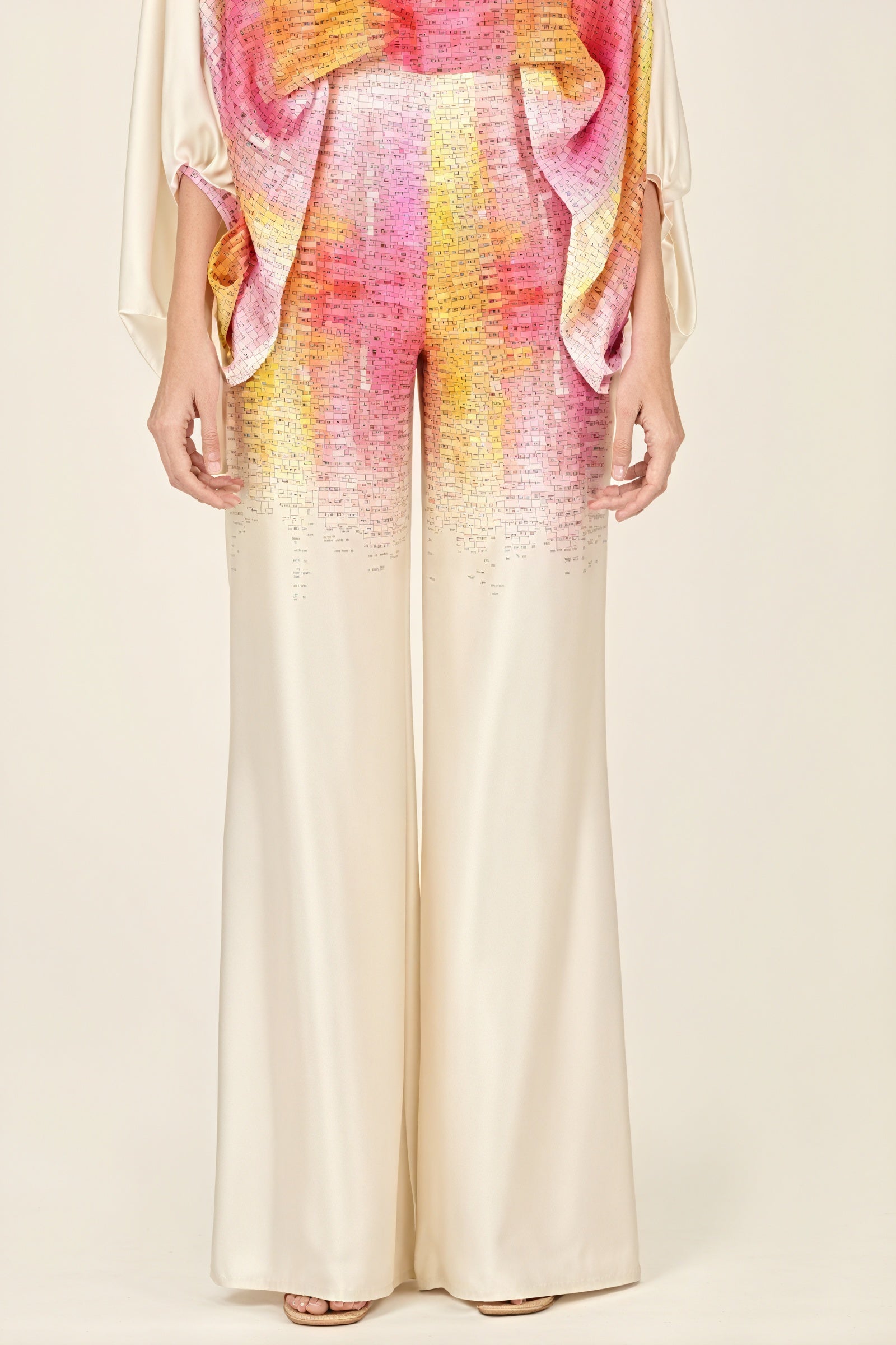 Abstrakt Suit med Off-Shoulder og Bred Ben