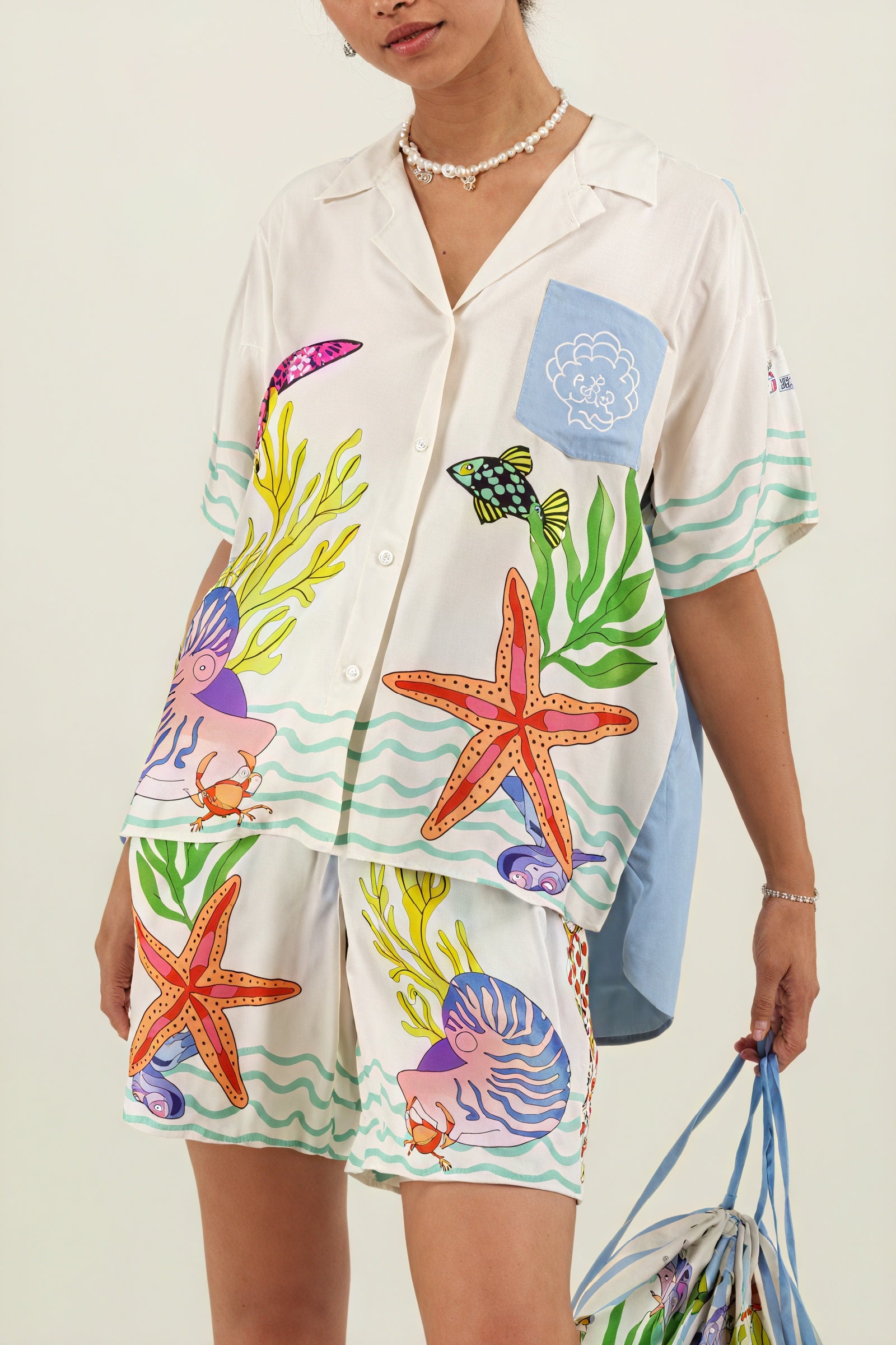 Maritim Skjorte med Broderi Brystlomme