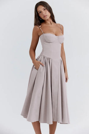 Dame Kjole – Midi, Struktureret Overdel, Plisseret Skørt, Spaghettistropper, Lommer, Elegant Stil-83506-7a50ceae-9c21-443c-acd1-e1803534006f