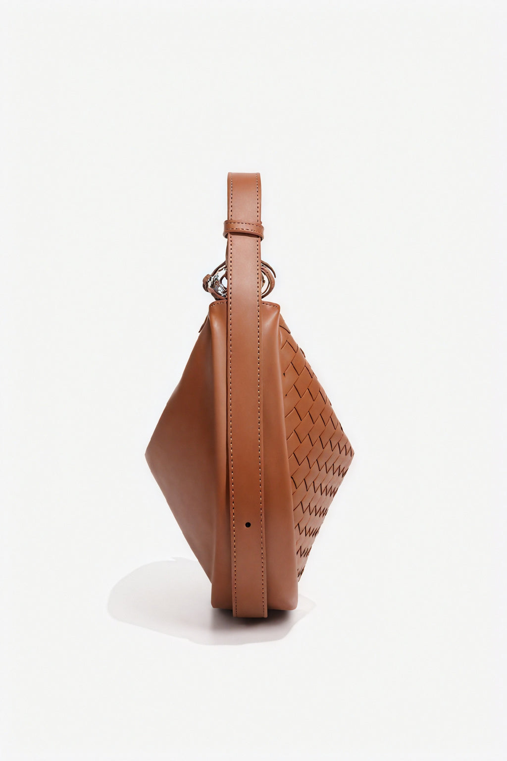 Vævet Crescent Håndtaske med Justerbar Rem