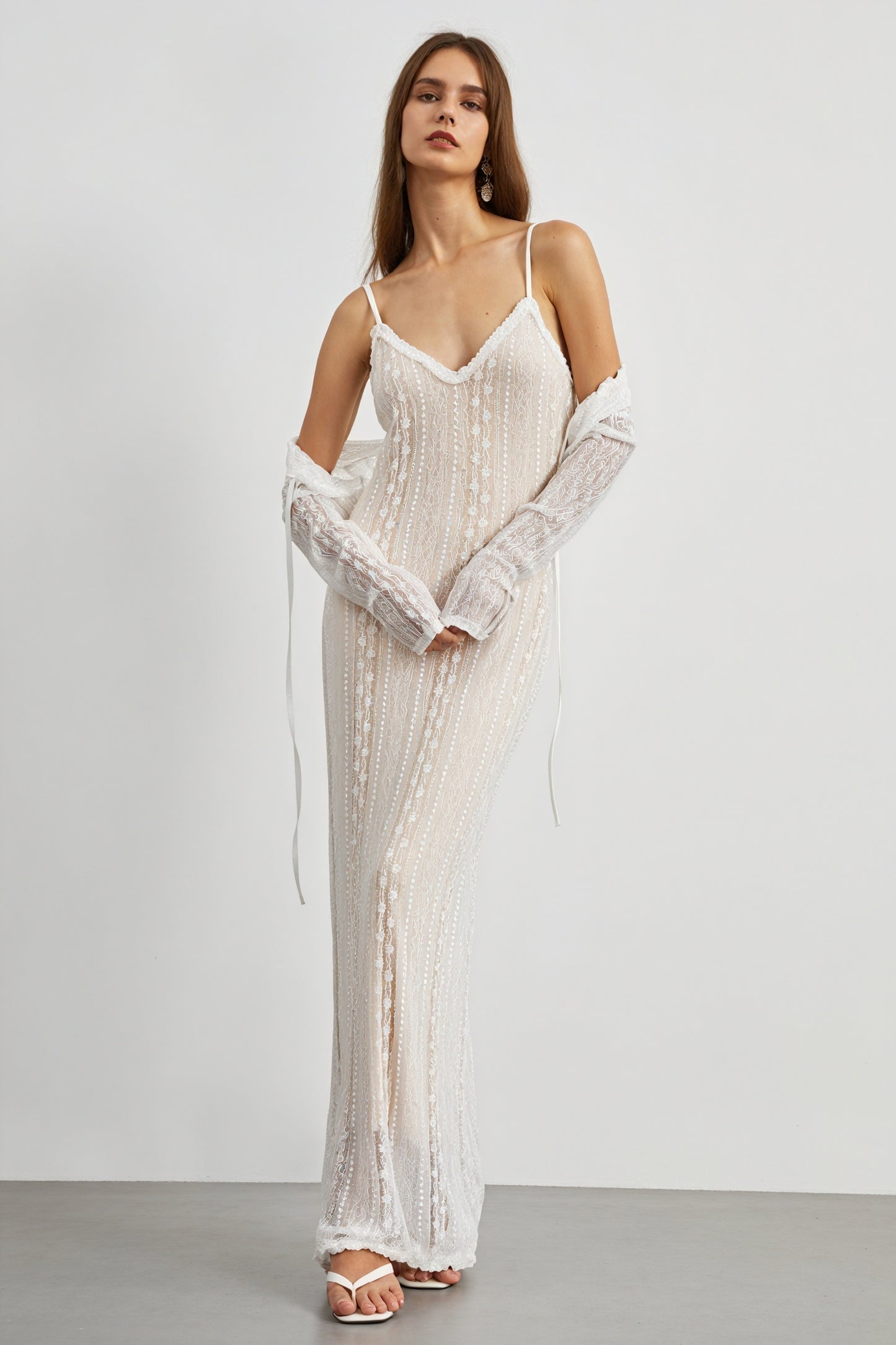 Elegant Kjole med Bolero & V-udskæring