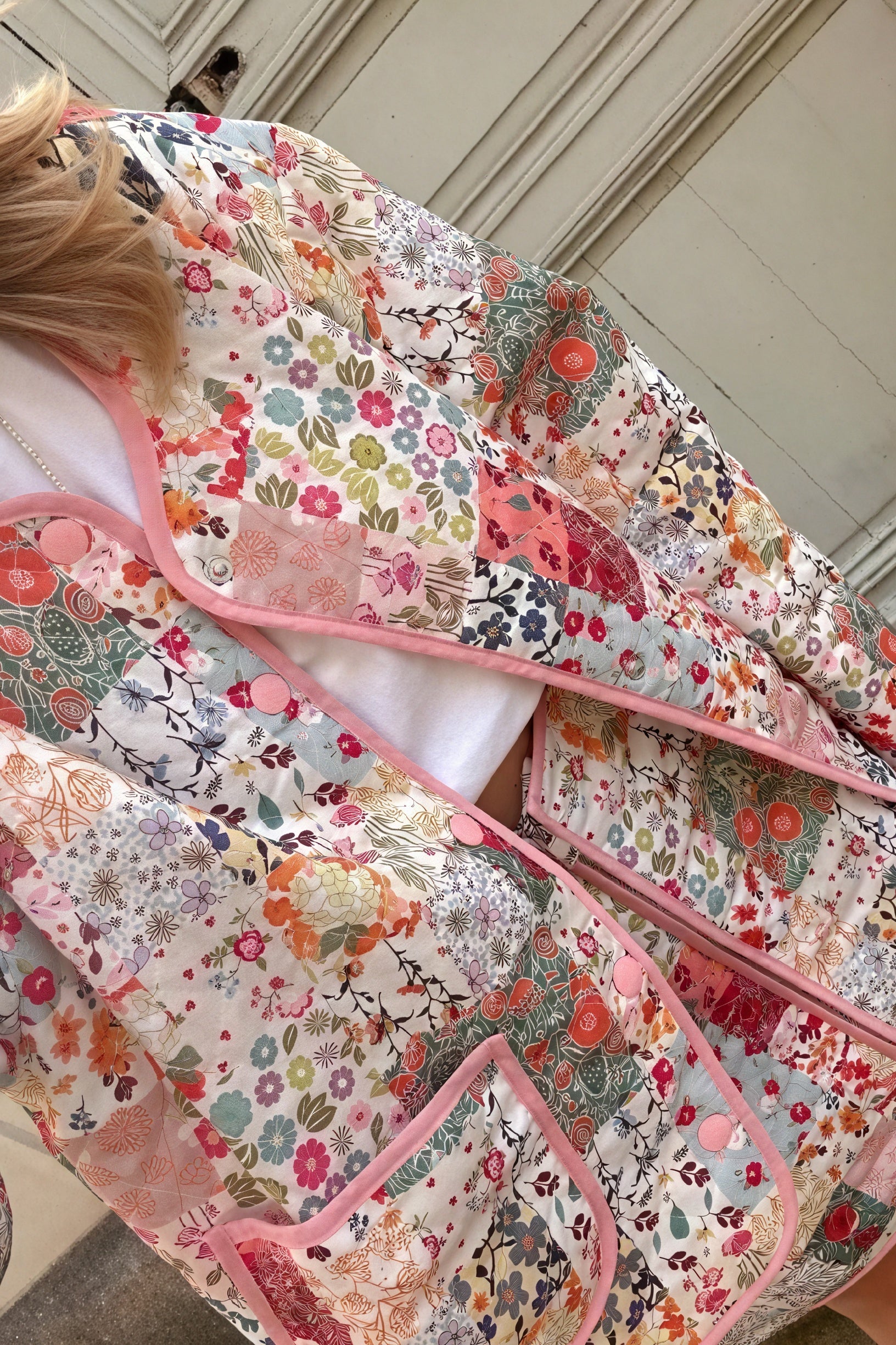 Boheme Patchwork Jakke – Unik & Komfortabel