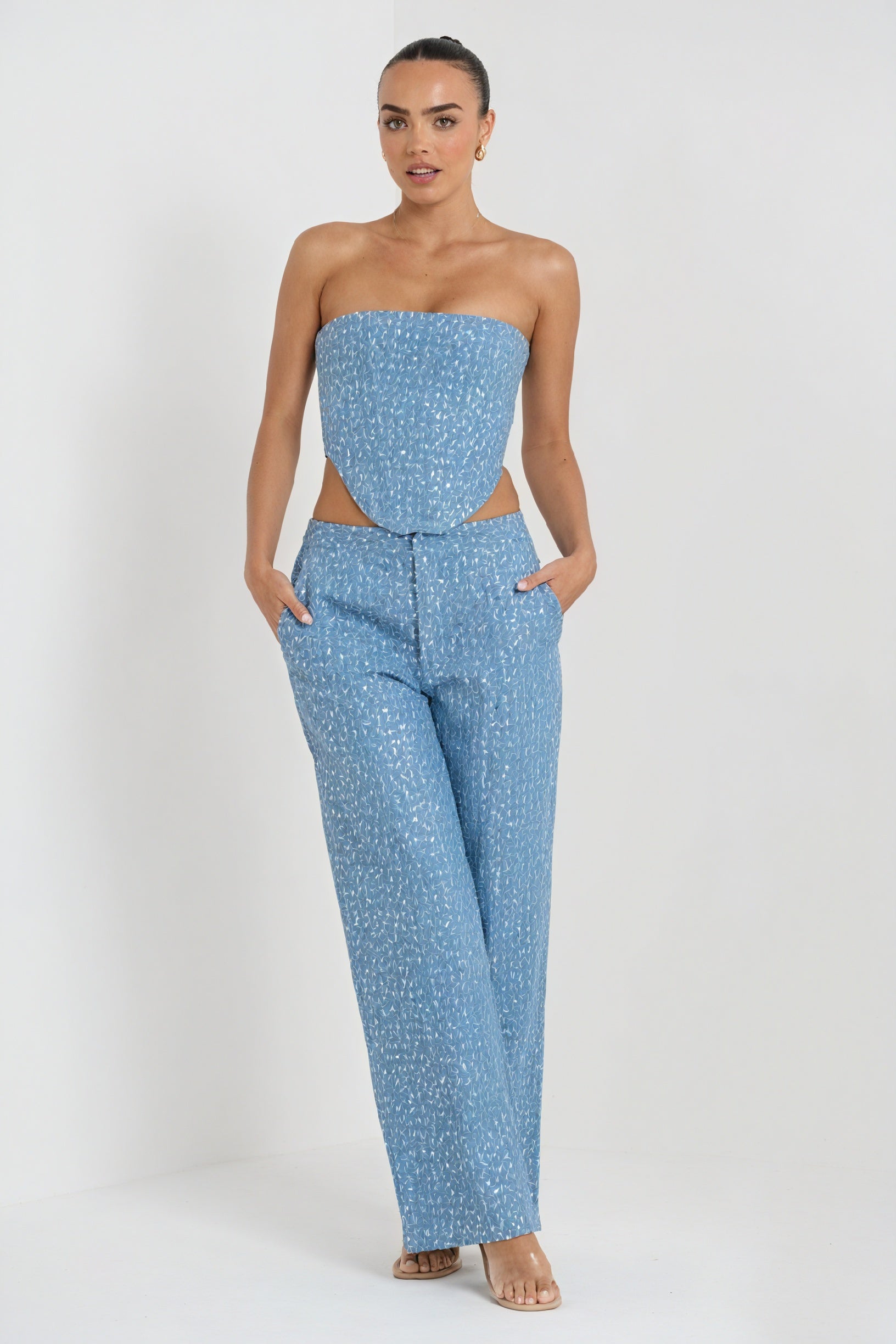 Paillet Aftenensemble med Corset-Top