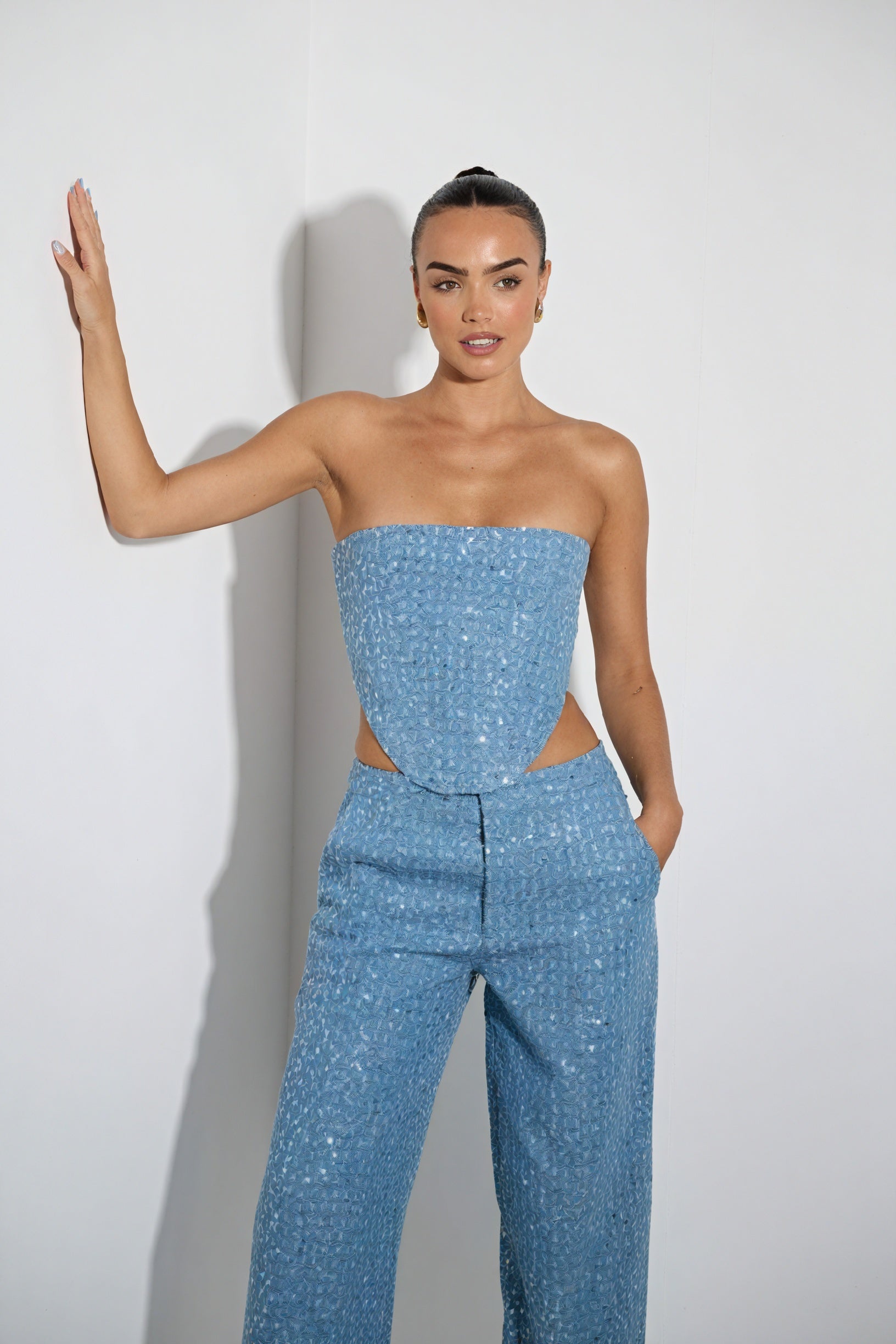 Paillet Aftenensemble med Corset-Top