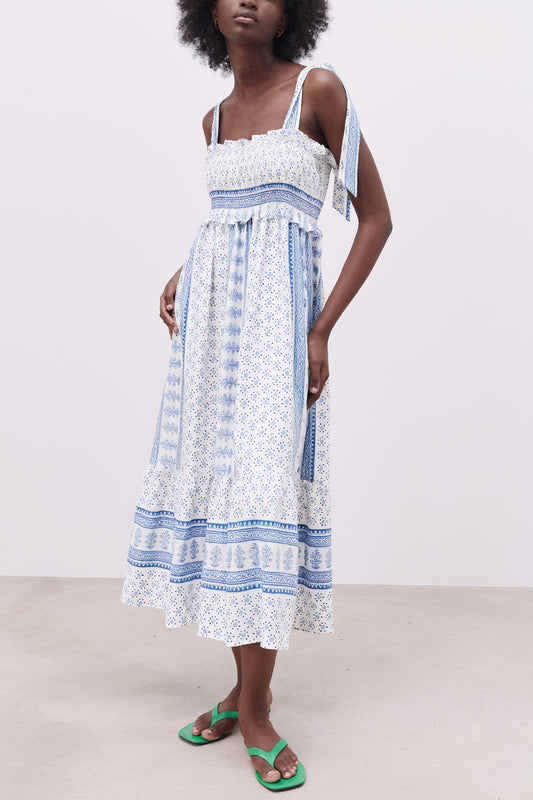 Sommerlig Midi Kjole - Blomsterprint og Smock