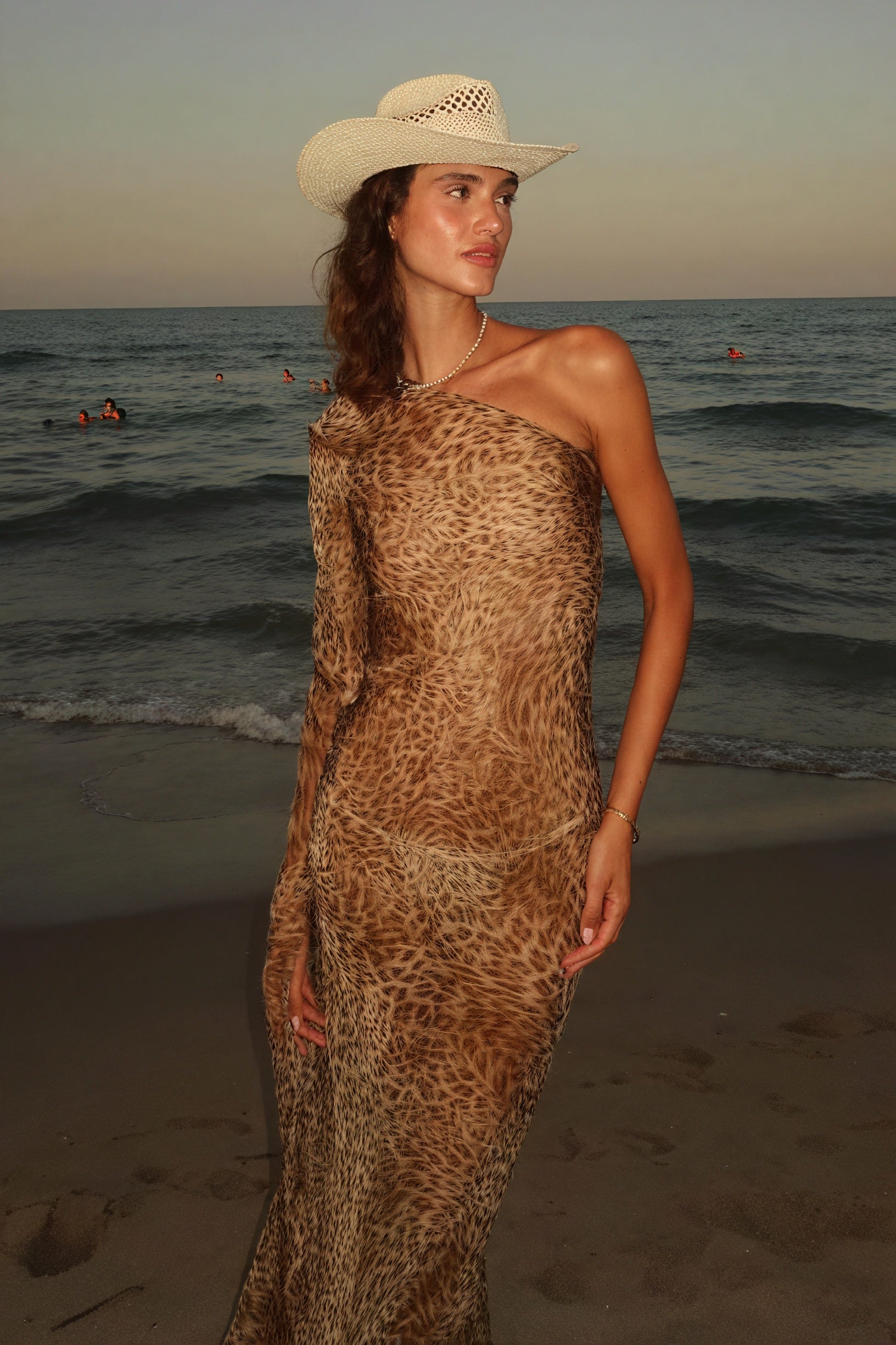 Boheme One-Shoulder Kjole med Dyreprint