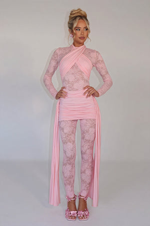 Floral Cocktailkjole med Transparente Ærmer