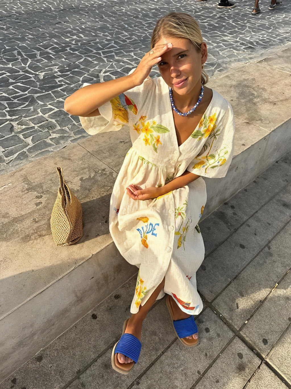 Blomstret Slå-om Sommerkjole - Let Pasform