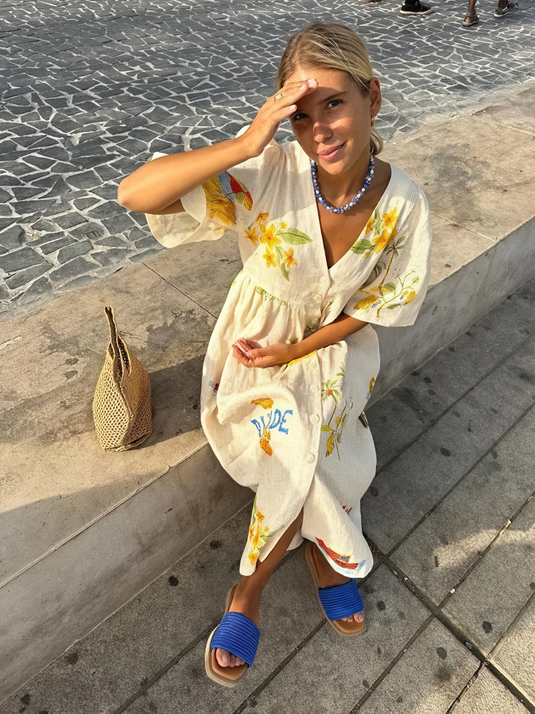 Blomstret Slå-om Sommerkjole - Let Pasform