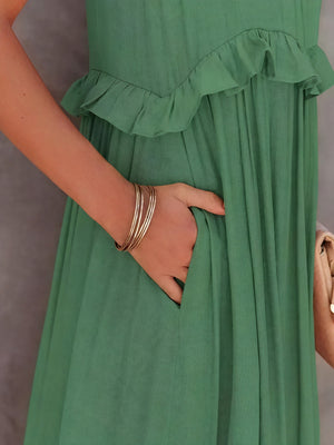 Maxikjole med Halterneck, Flæsedetaljer, Let Fald – Perfekt til Sommer og Afslappet Elegance-81649-98b34644-83a5-4cea-9e56-fa84022ece9e