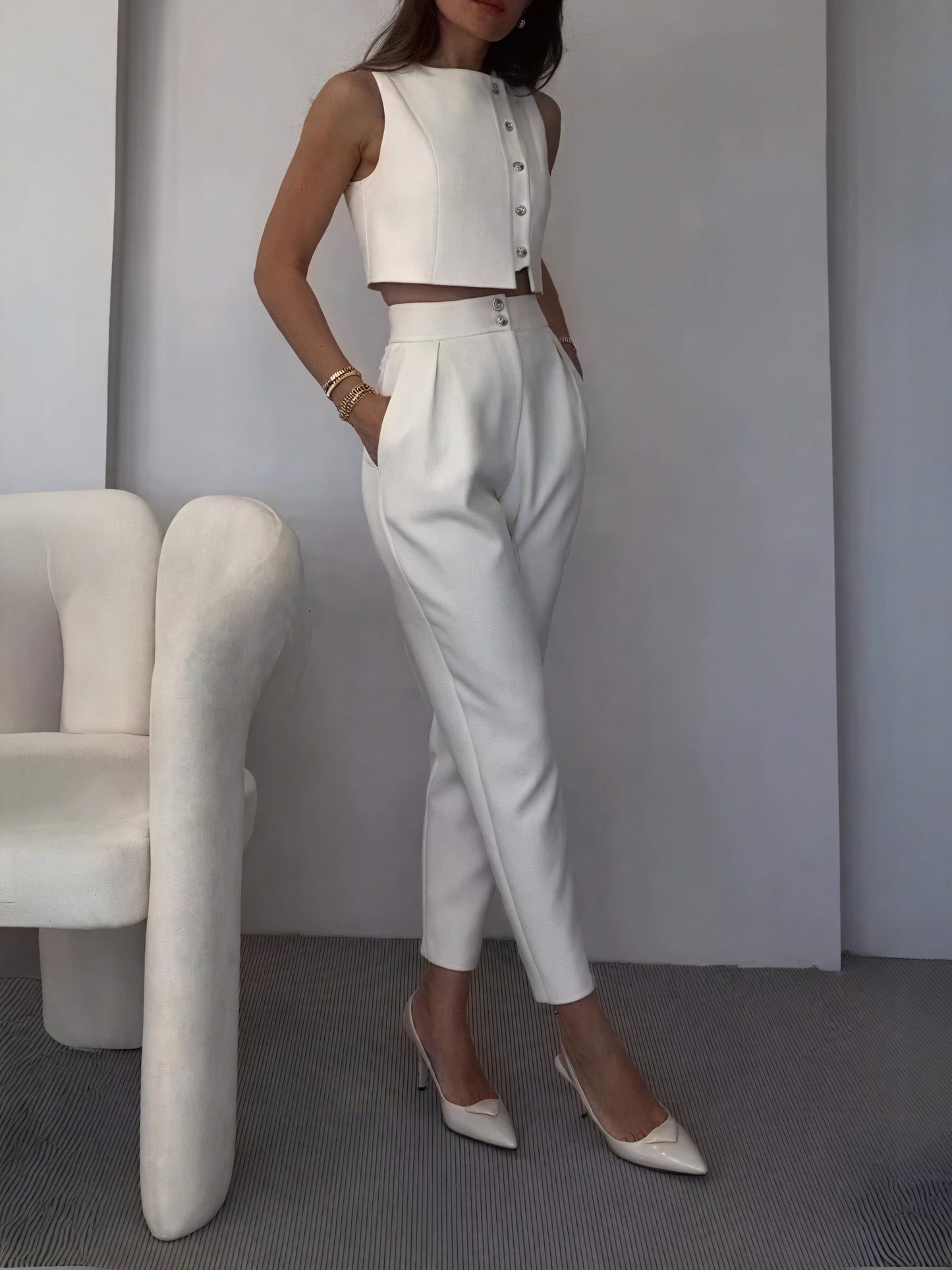 Minimalistisk Sæt - Crop Top & Højtaljede Bukser