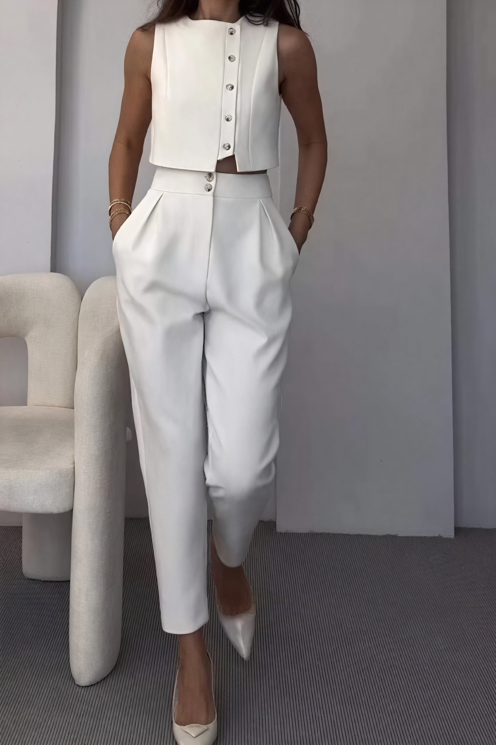 Minimalistisk Sæt - Crop Top & Højtaljede Bukser