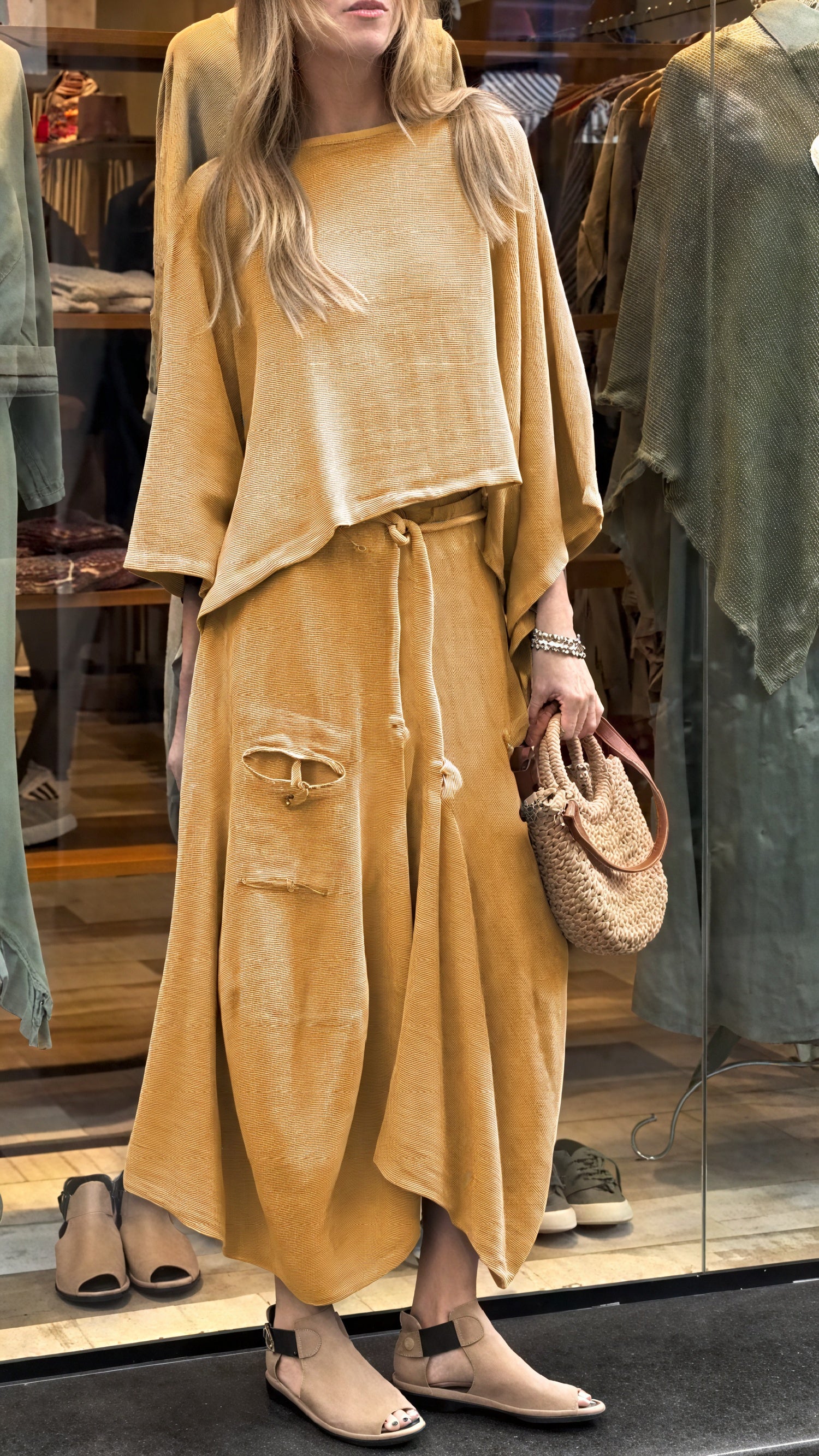 Dame Todelt Sæt – Afslappet Pasform med Lommer & Snøre i Taljen-81991-54d68712-1473-4356-8e25-a177f387b72f