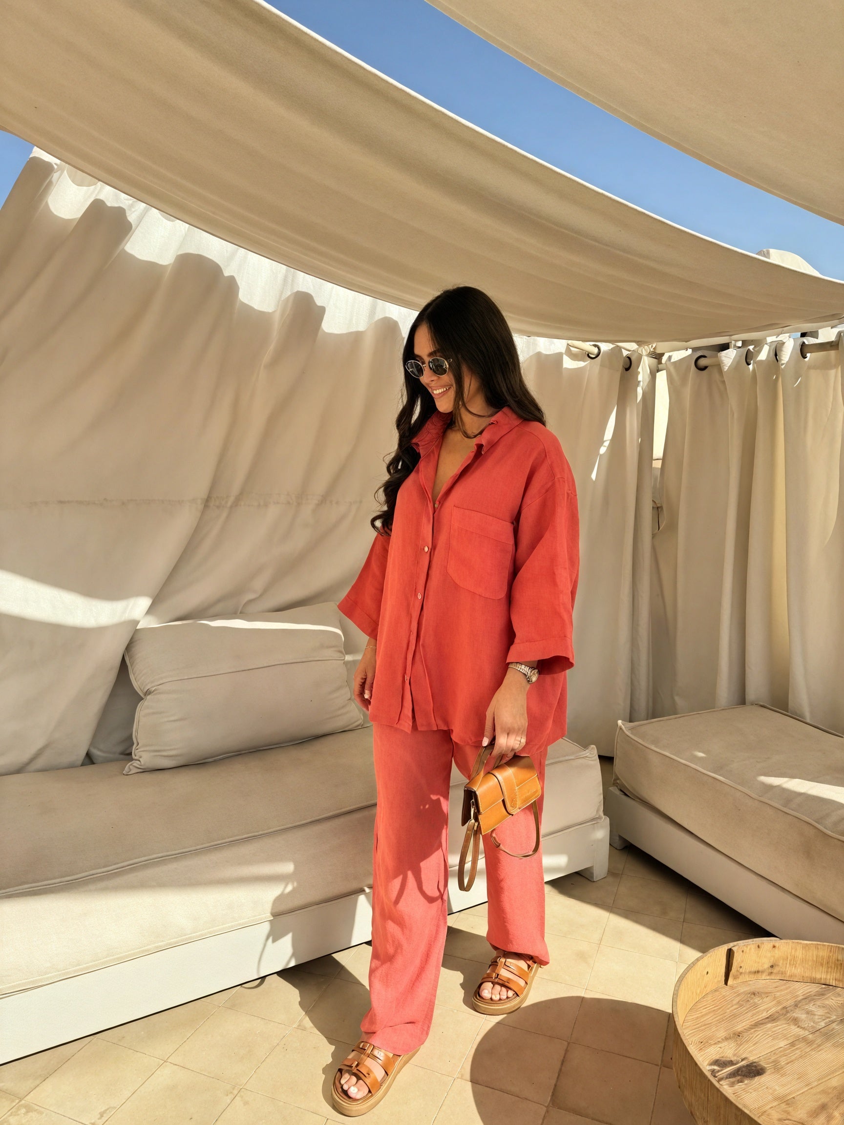 Dame Hør Sæt – Afslappet Skjorte og Bukser, Komfortabelt Todelts Outfit-82126-86dcf713-bbfc-4060-97c8-345b3baadf04