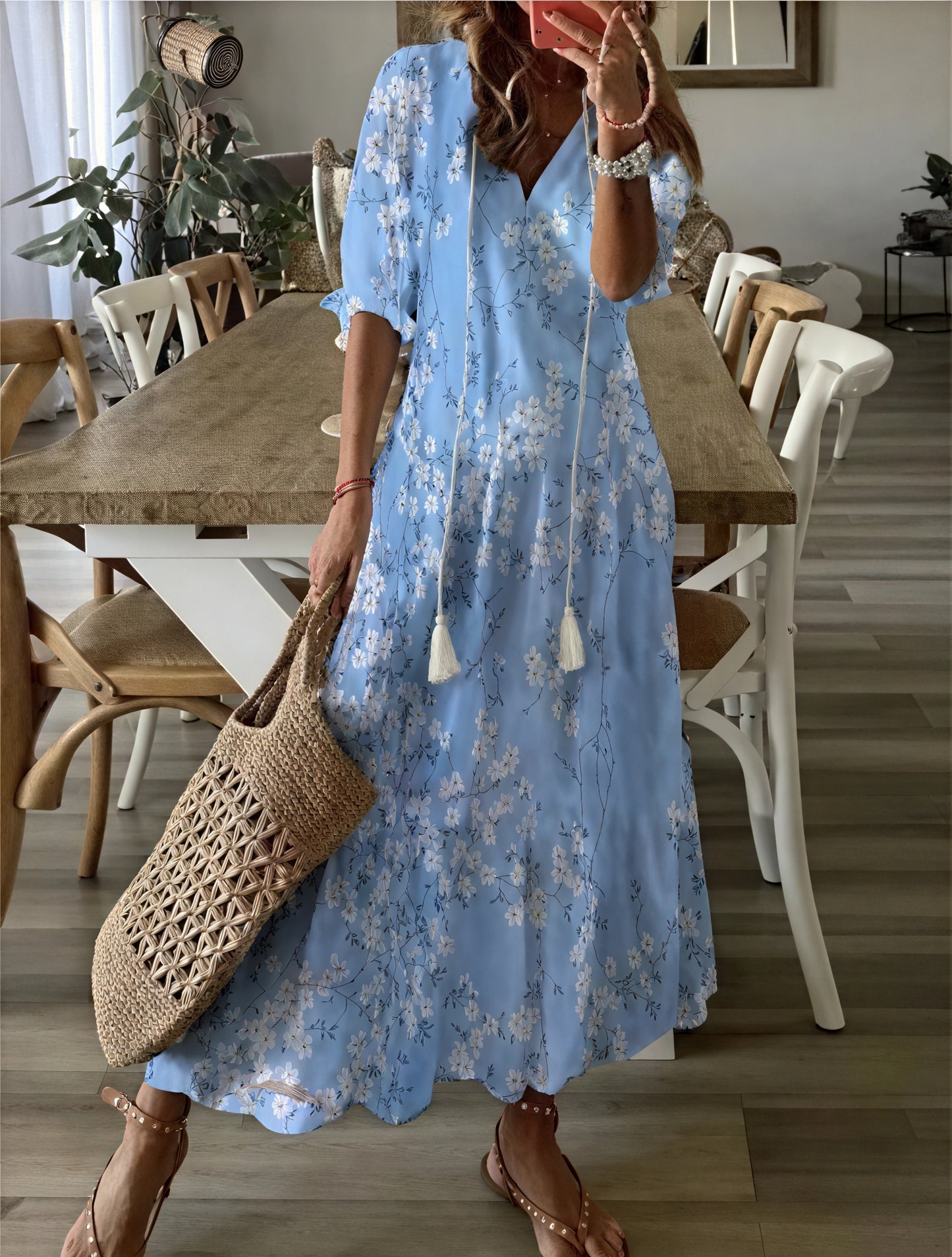 Boheme Kjole med V-Hals og Blomsterprint