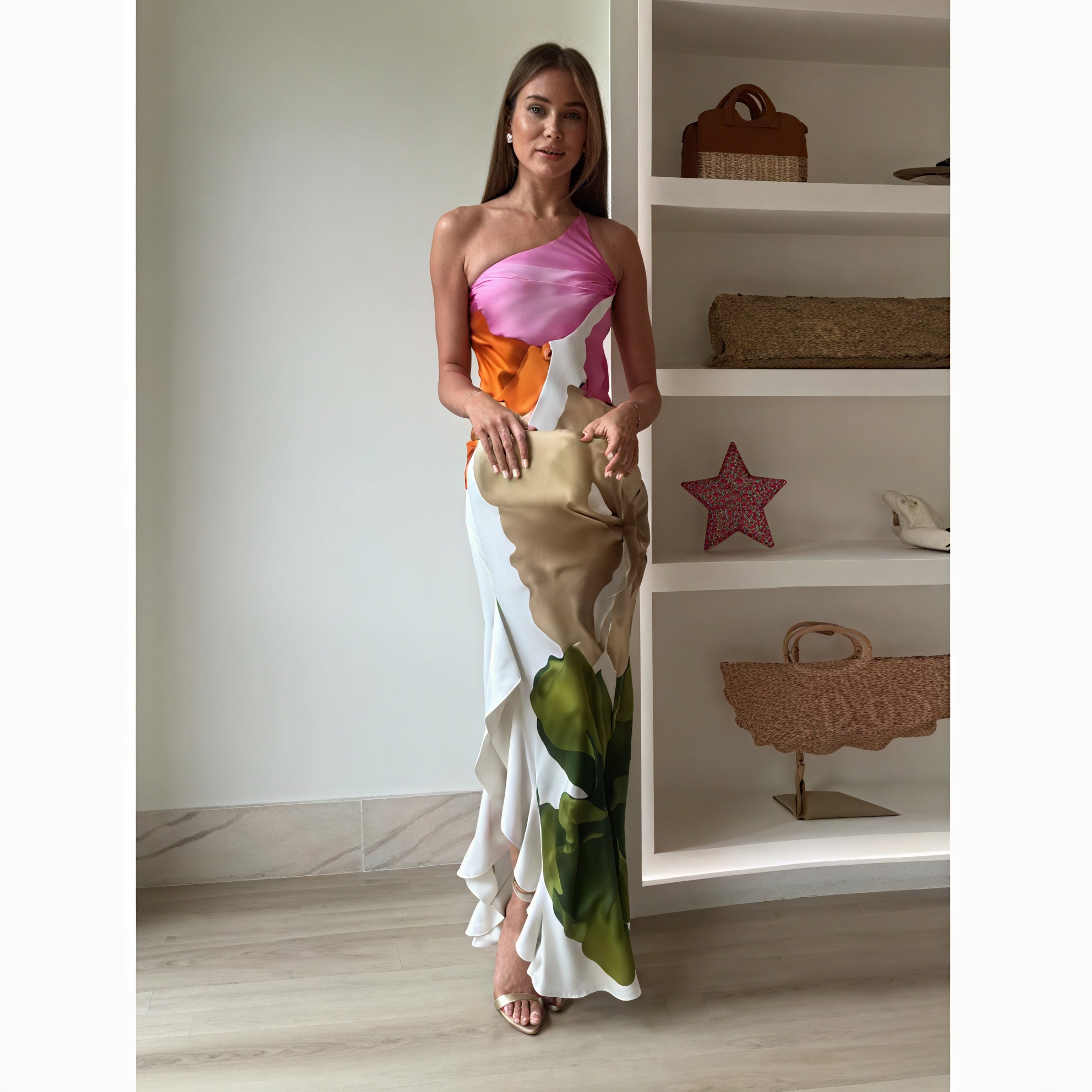 Dame Maxikjole – Ærmeløs One-Shoulder Halterneck med Print-83229-3fabbd06-022b-4225-94d2-9ac7537d0a42