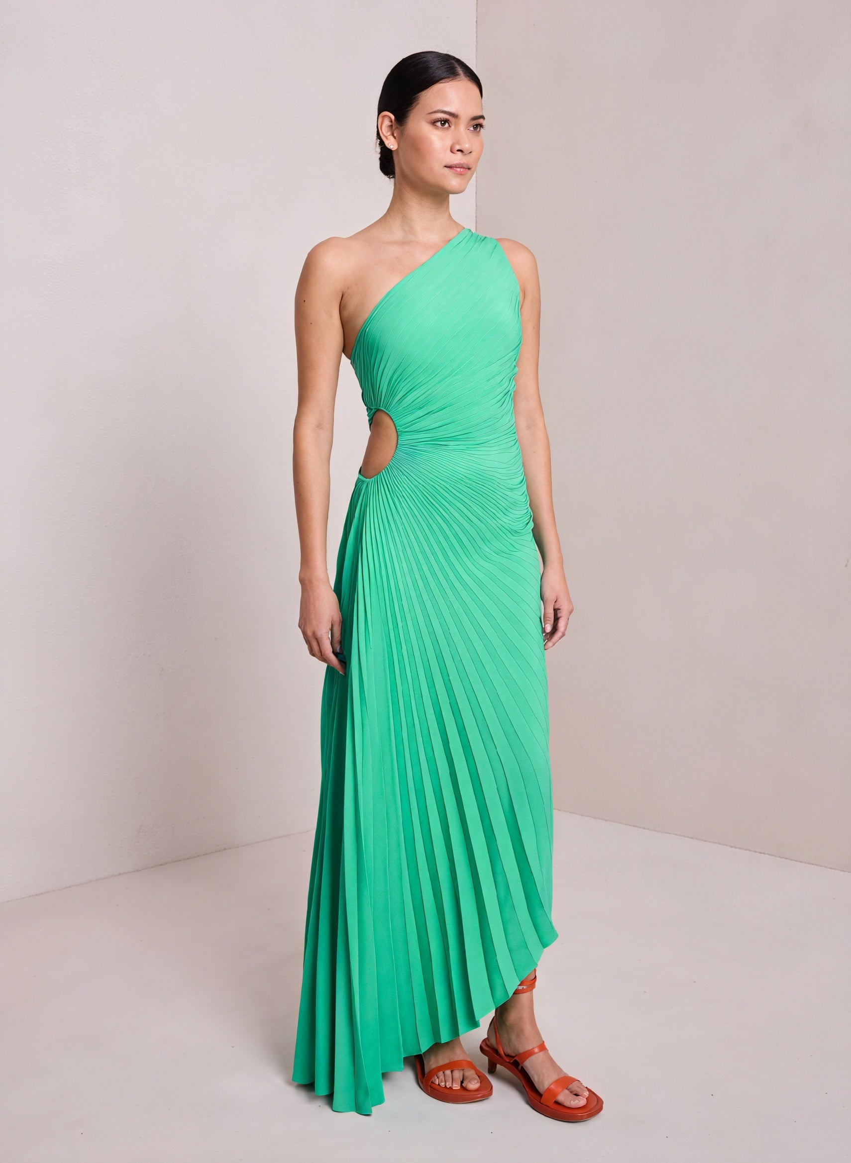 Kvinders Kjole – Enkeltskuldret Plisseret, Asymmetrisk Kant, Elegant Stil-83236-7b2101ea-9ee6-45e6-acd7-31d880f760c3