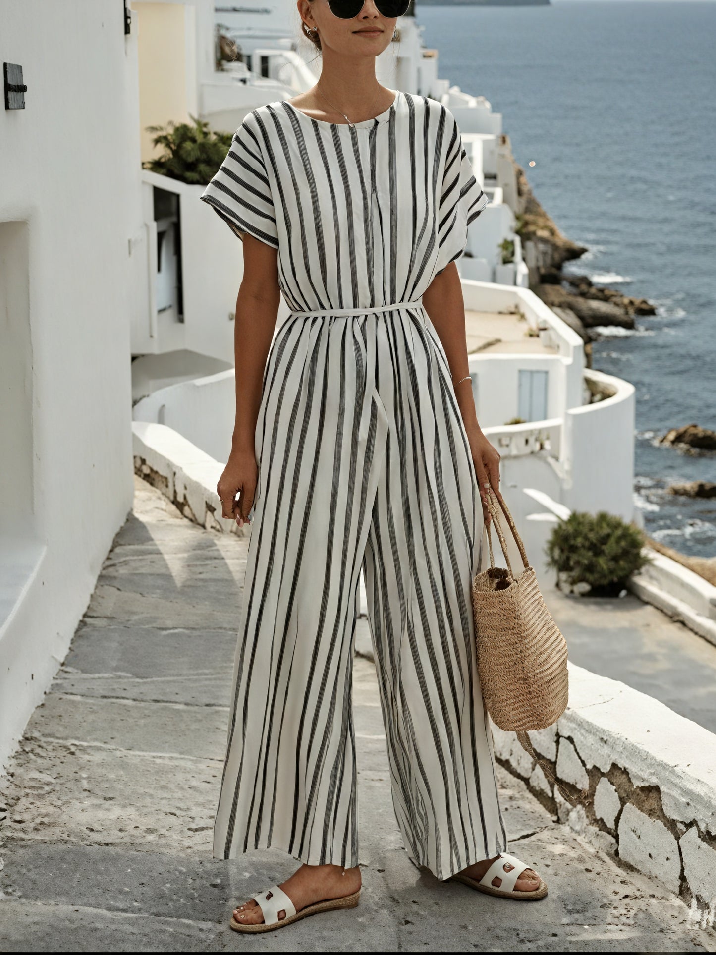 Norideen Dame Jumpsuit – Stribet, Vide Ben, Bælte, Afslappet Pasform-83287-97ed5ad1-5772-40cc-83de-0e74233a646d
